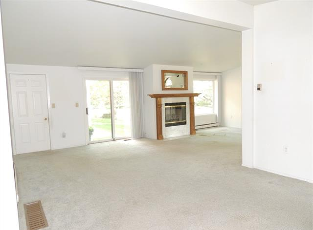 Hampton Pines Town Homes Condos for sale